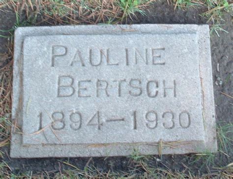 Pauline Bertsch (Breitling) (1895 